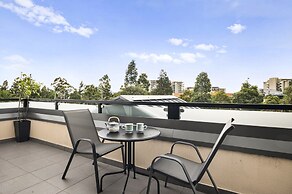 Comfortable 2 Bed Stay With Parking