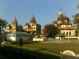 Orchha Resort- by the river