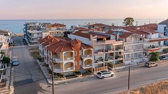 Zeus Luxury Suite in Nea Flogita