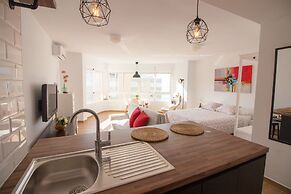 Madrid 810 by At Home Costa del Sol