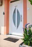 Nefeli Sea View Stay - Mastiha Grove Suite Chios