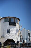 Quatro Life Hotel