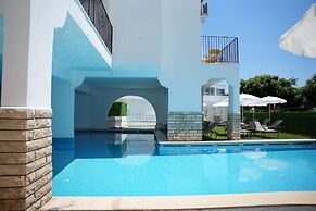 Quatro Life Hotel