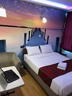 Barking Hotel