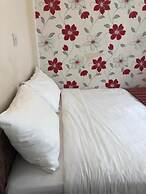 Barking Hotel