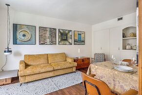 Sara Studio Apartment