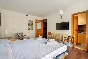 Sara Studio Apartment