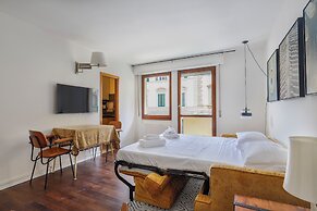 Sara Studio Apartment