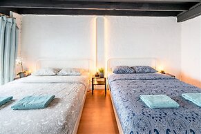 Saint Pauls Deluxe Apartment