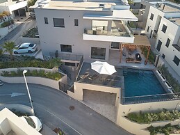 Luxury villa Natali with pool