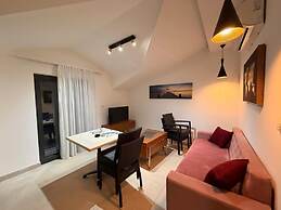 Bellezza Condo Apartments