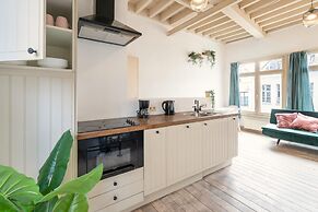 Charming 12 Person Apartment