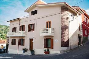 Arcu de Chelu B&B