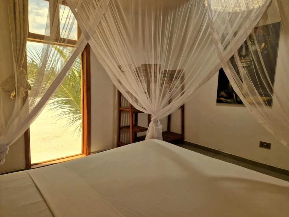 Sunny villa matemwe