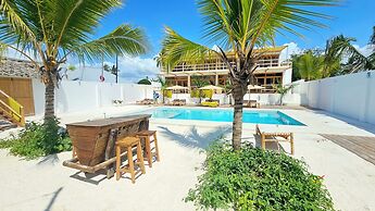 Sunny villa matemwe