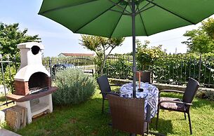 Lovely Accommodation With Private Garden