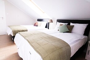 Large, Comfortable Apartment for 2 People