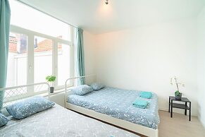 City-view Apartment for 12 Persons