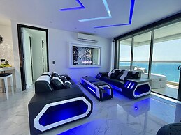 Palmetto Beach - ILLUMINATO