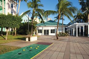 Harborside Resort Atlantis