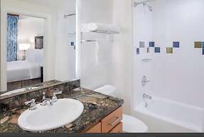 Harborside Resort Atlantis