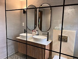 Comfortable Apartment, Sauna, Jacuzzi