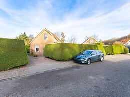 Home Near Manteling Forest