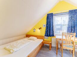 Home Near Manteling Forest