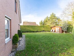 Home Near Manteling Forest
