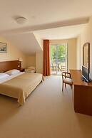 HOTEL NEPTUN GRADAC