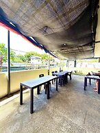 Isla Boracay Inn