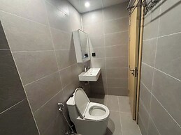 Rio Hotel & Apartment Danang Beach