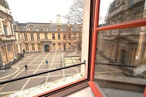 Spacious Duplex in Antwerp Old Town