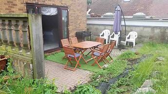A Village Tranquil Modern Tudor House sea Views