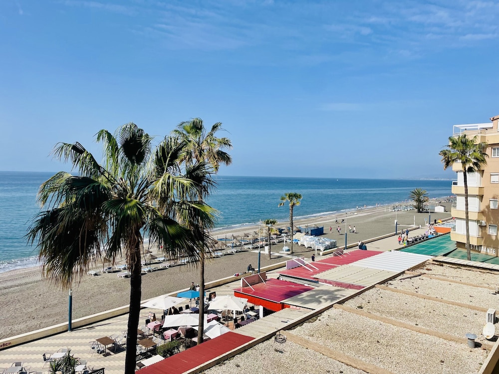 Gold Menc a by At Home Costa del Sol