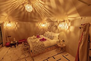 TAWADA LUXURY DESERT CAMP