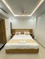 Hotel Golden Bliss