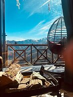 GİYONA BUNGALOV