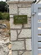Rouli's Houses by All About Paxos