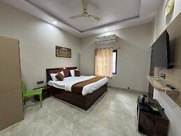 Misti Pool And Resort