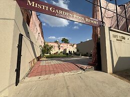 Misti Pool And Resort