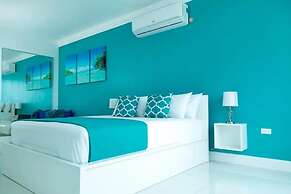 City Apartment in Kingston AC with Pool