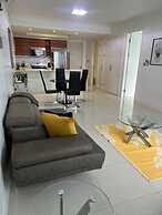 City Apartment in Kingston AC with Pool