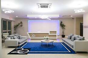 City Apartment in Kingston AC with Pool