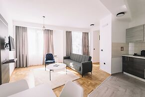 Hotel Cruiser Lux