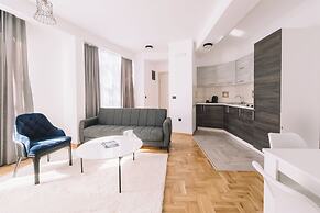Hotel Cruiser Lux