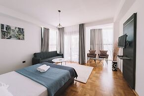 Hotel Cruiser Lux