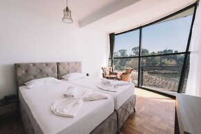 Hotel Cruiser Lux
