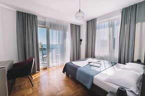 Hotel Cruiser Lux