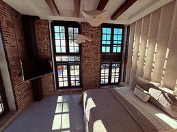 1911 Otel Ayvalik